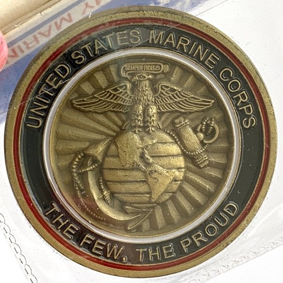 US Marines I Love My Marine Red Heart Target Challenge Coin & Plastic Case 1.5" - Picture 3 of 3